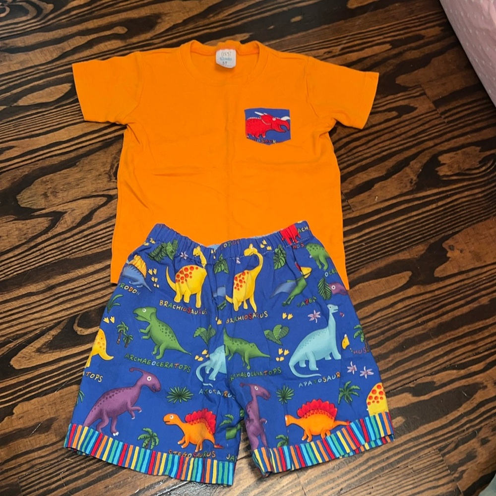 Boys size 5 Dino custom 2 piece outfit